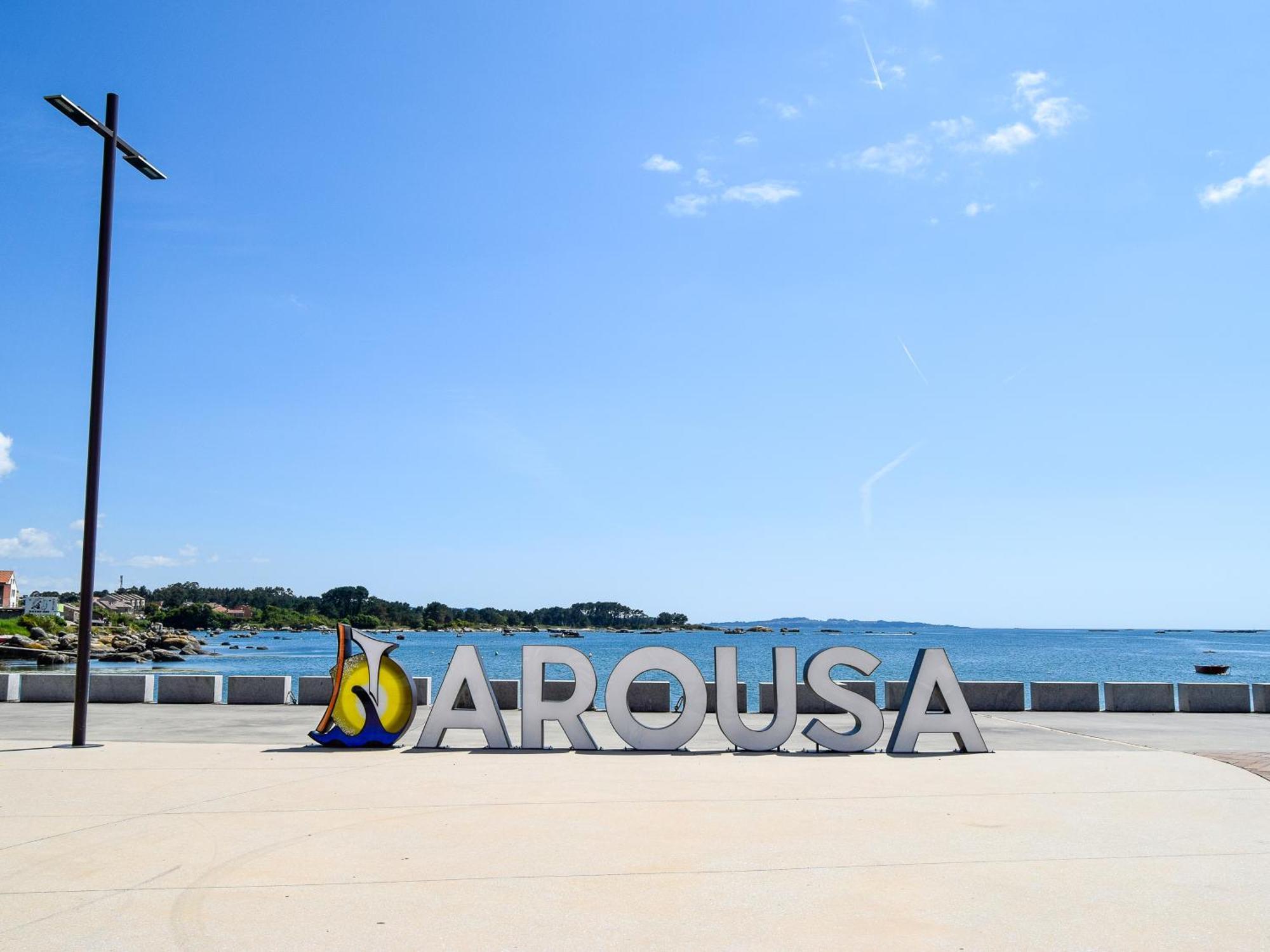 Complejo Tamanaco Illa De Arousa 3000 Kültér fotó